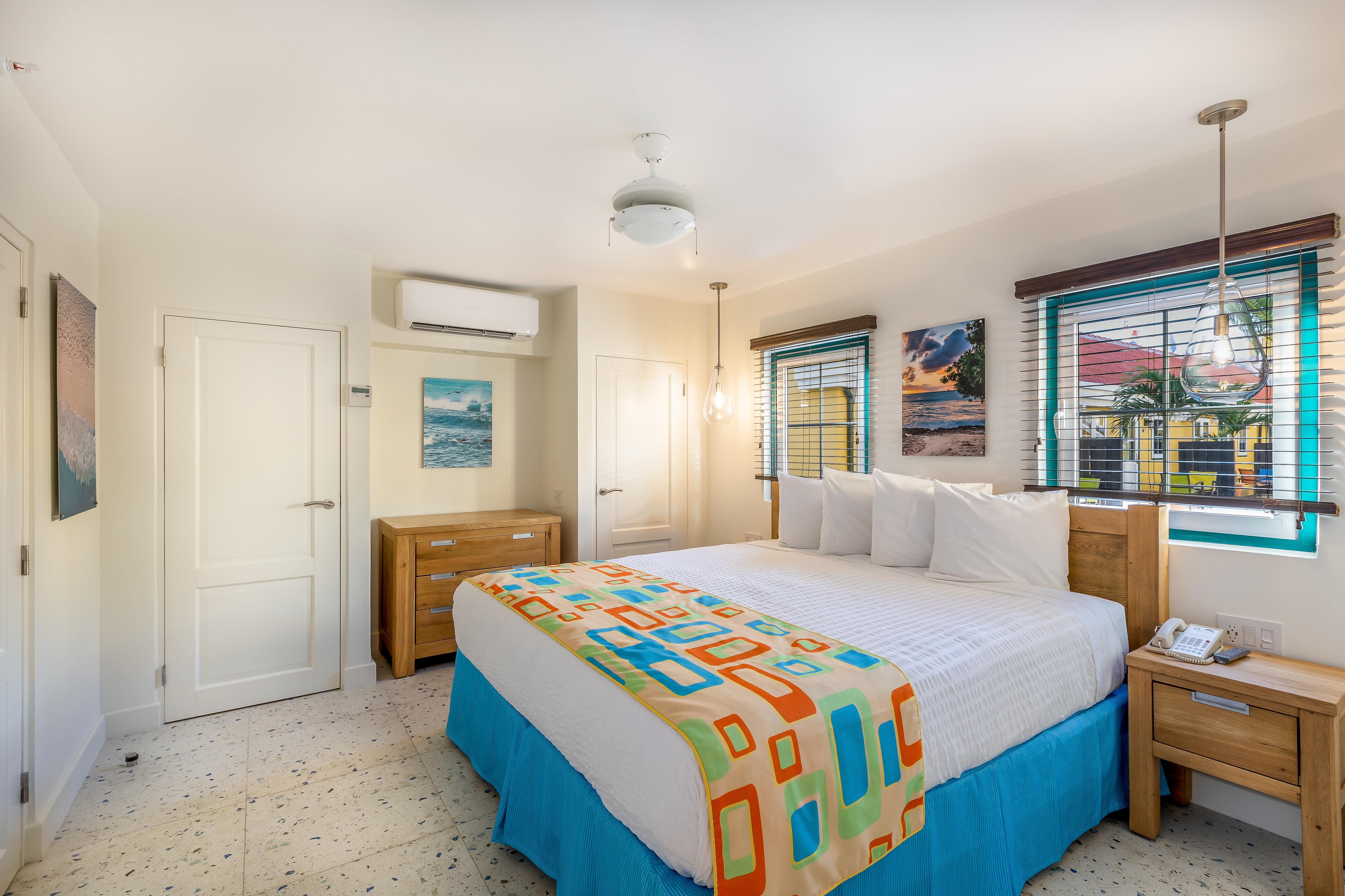 Amsterdam Manor Beach Resort Palm Beach Esterno foto