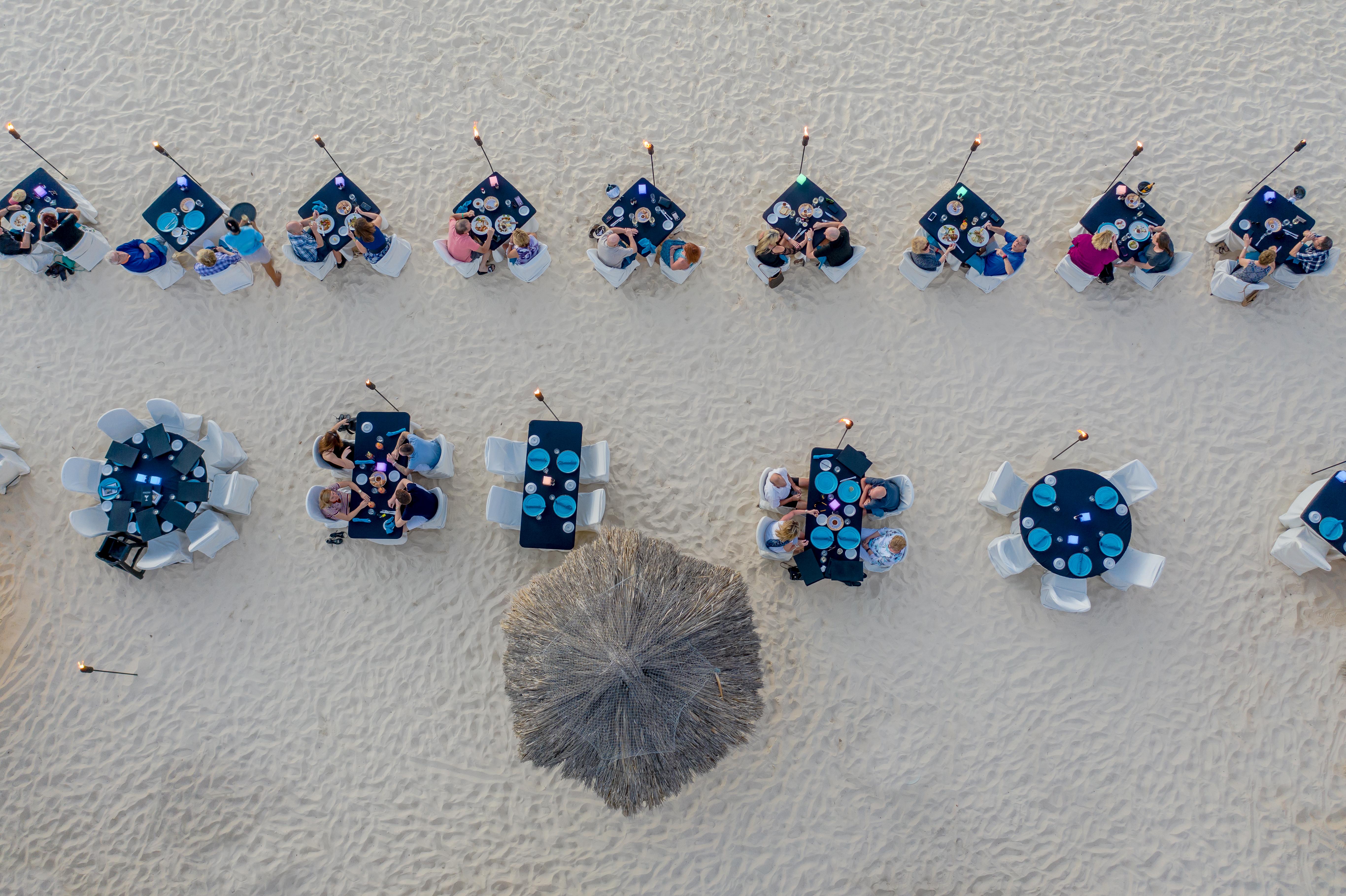 Amsterdam Manor Beach Resort Palm Beach Esterno foto