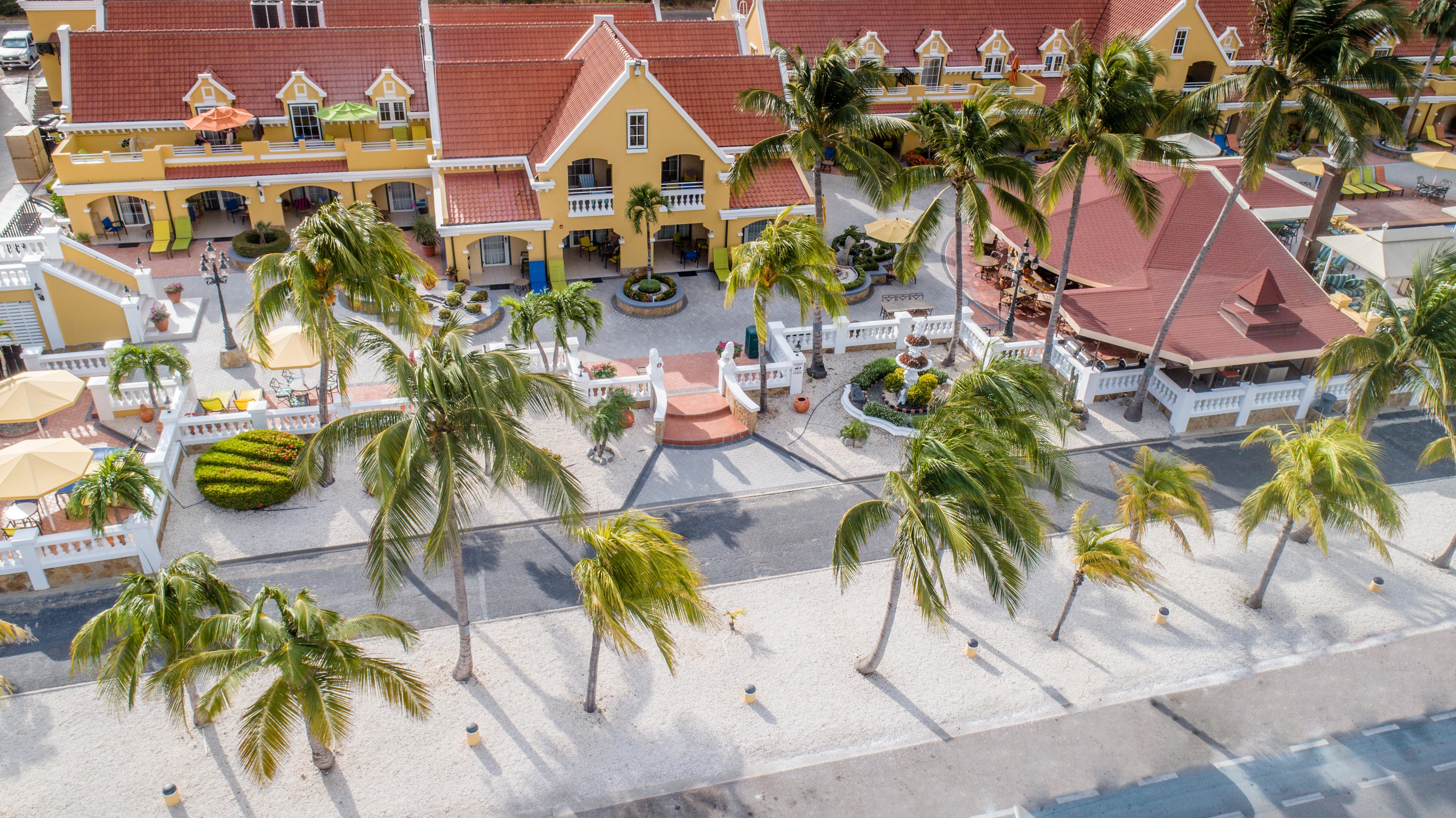 Amsterdam Manor Beach Resort Palm Beach Esterno foto