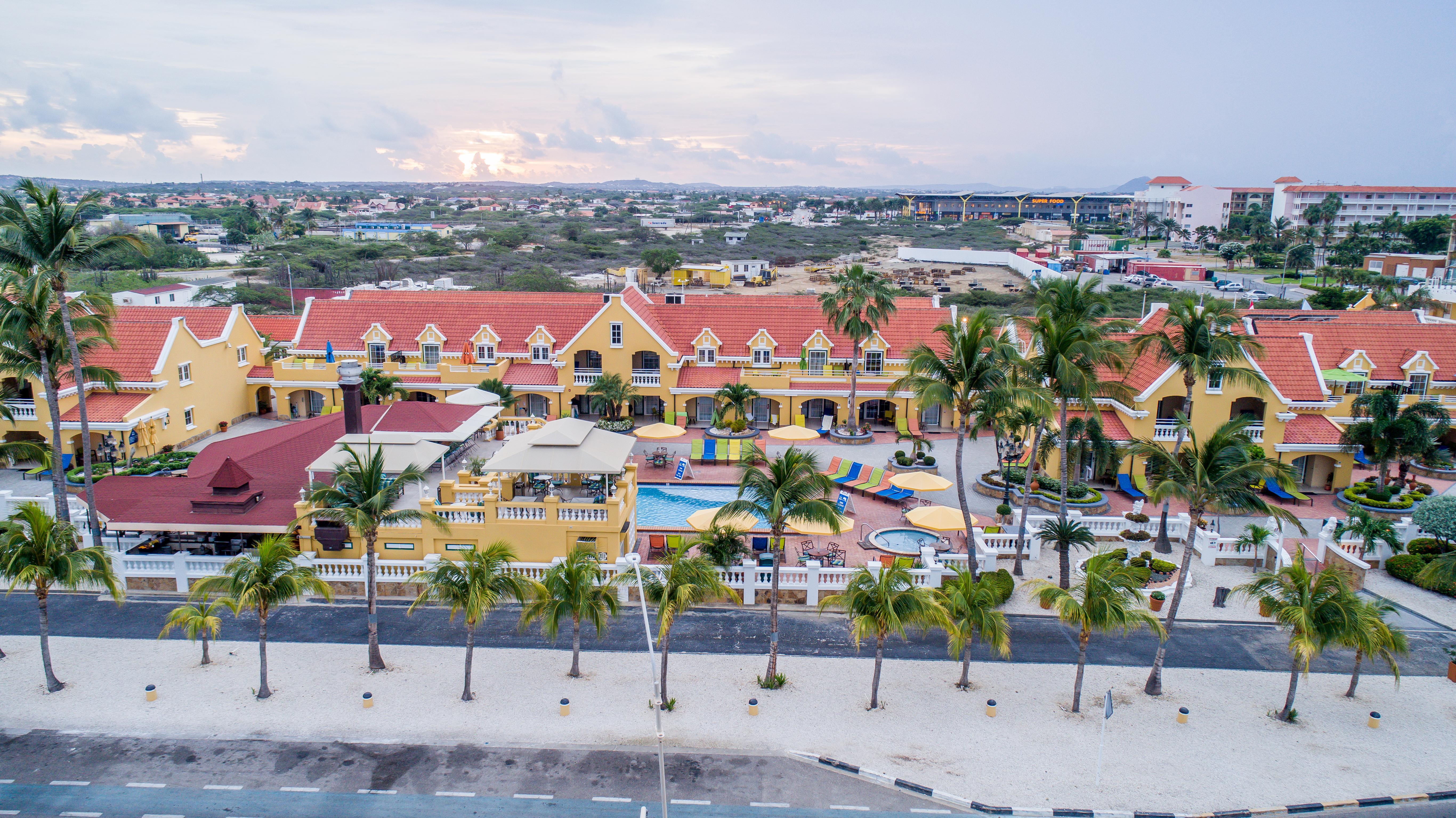 Amsterdam Manor Beach Resort Palm Beach Esterno foto