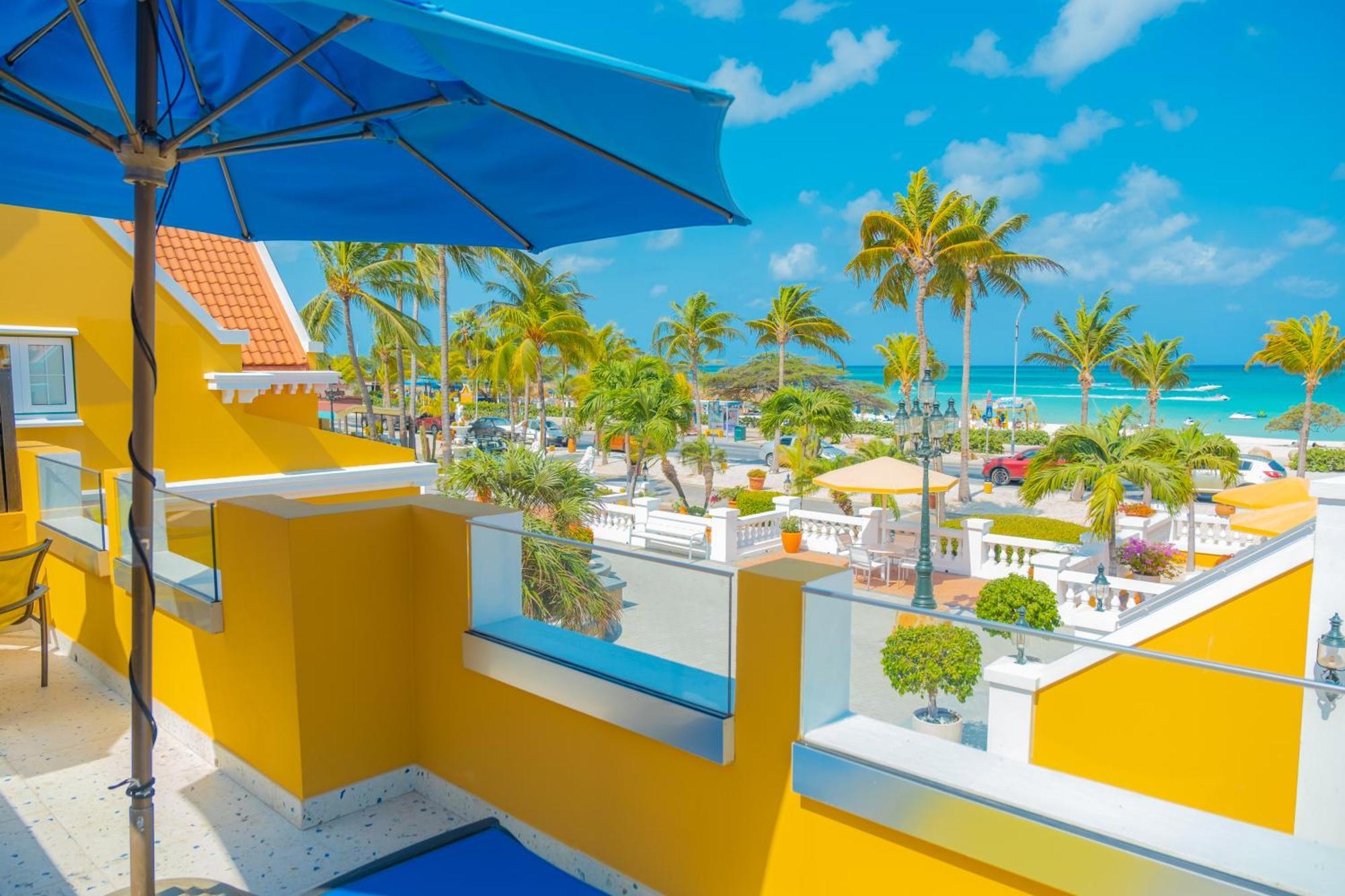 Amsterdam Manor Beach Resort Palm Beach Esterno foto