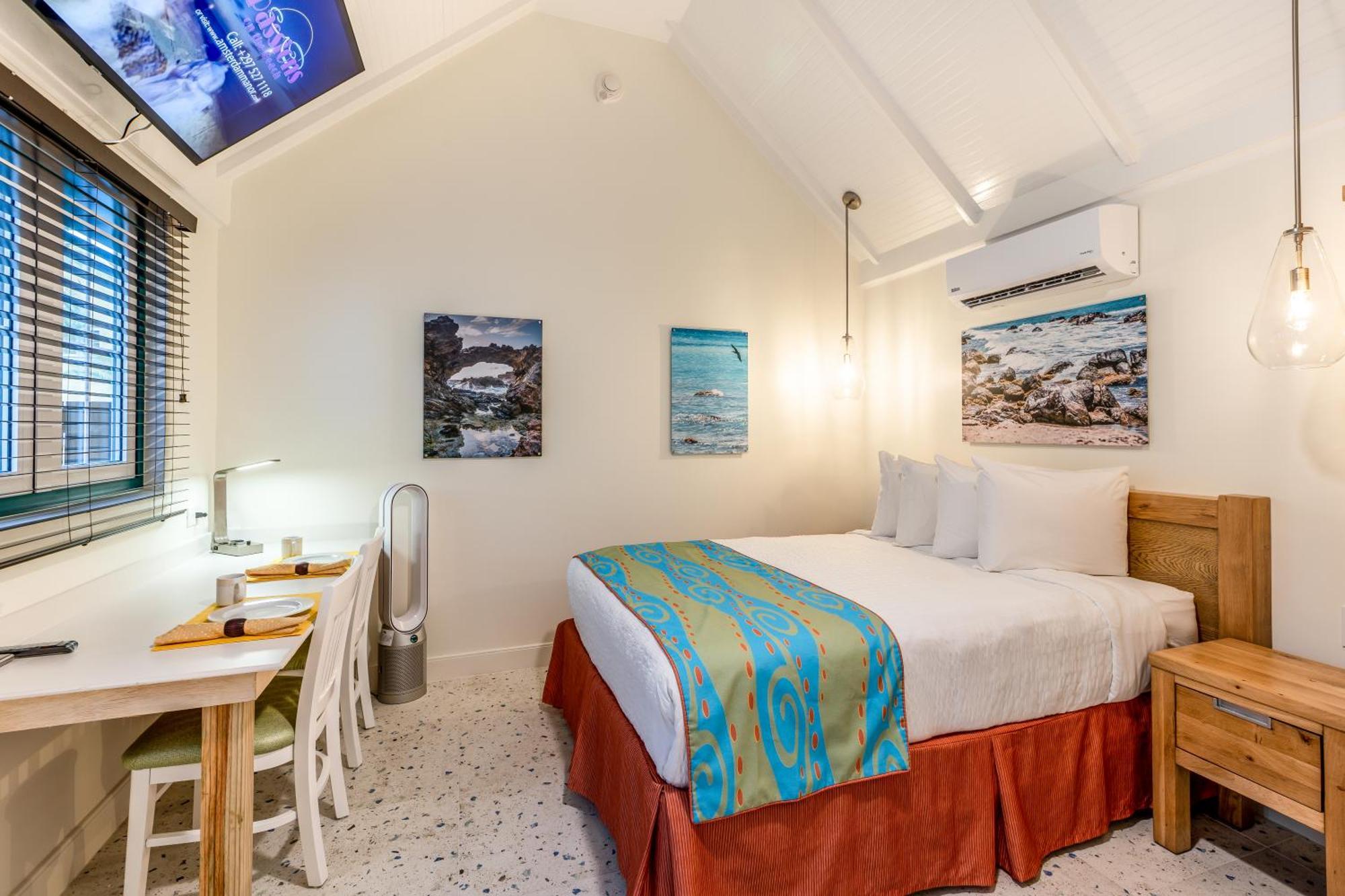 Amsterdam Manor Beach Resort Palm Beach Esterno foto