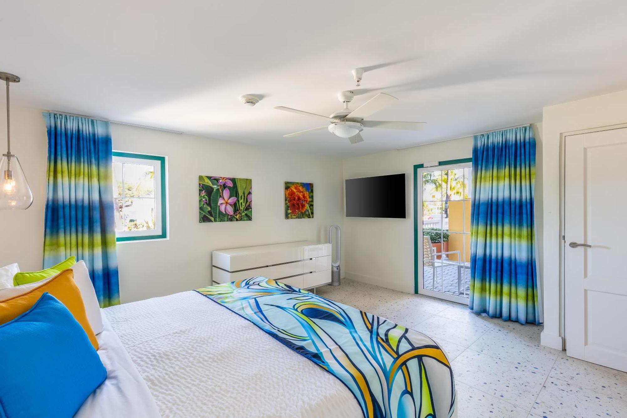 Amsterdam Manor Beach Resort Palm Beach Esterno foto