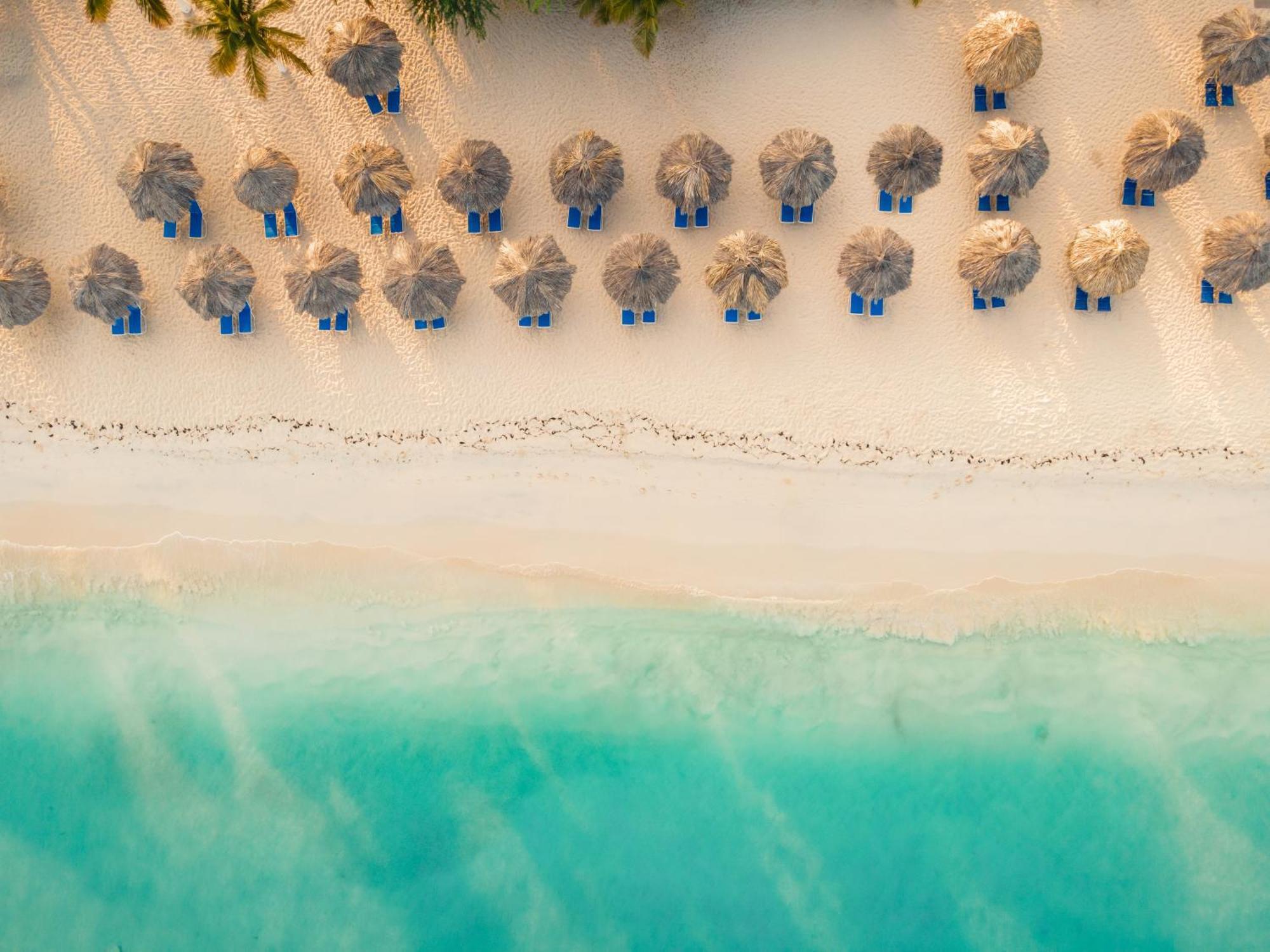 Amsterdam Manor Beach Resort Palm Beach Esterno foto